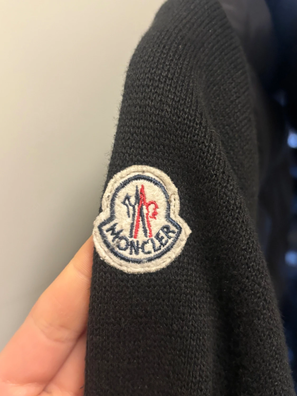 Svart pufferjacka från Moncler - 3