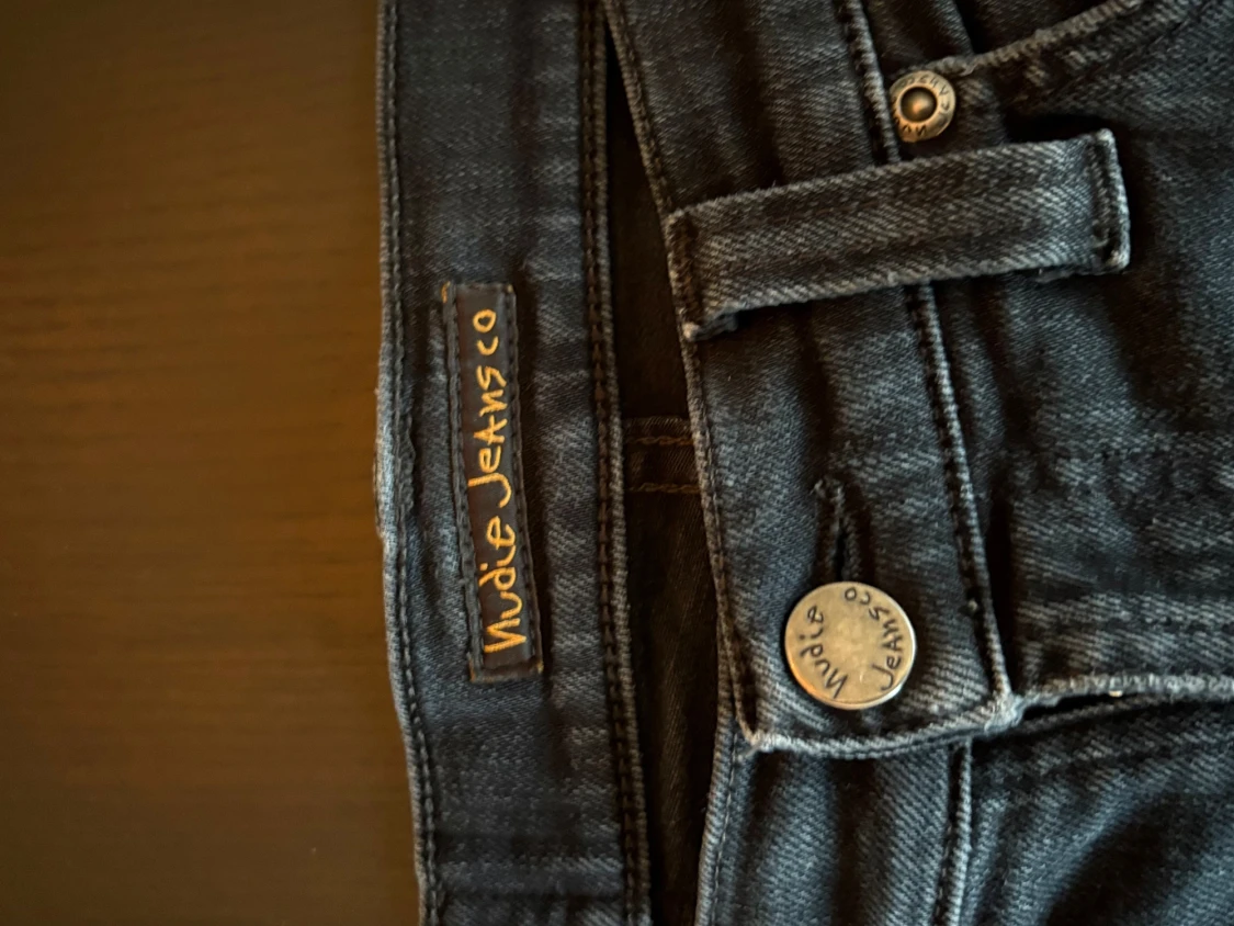 Mörkblå/svarta slim jeans från nudie W27 L32 - 3