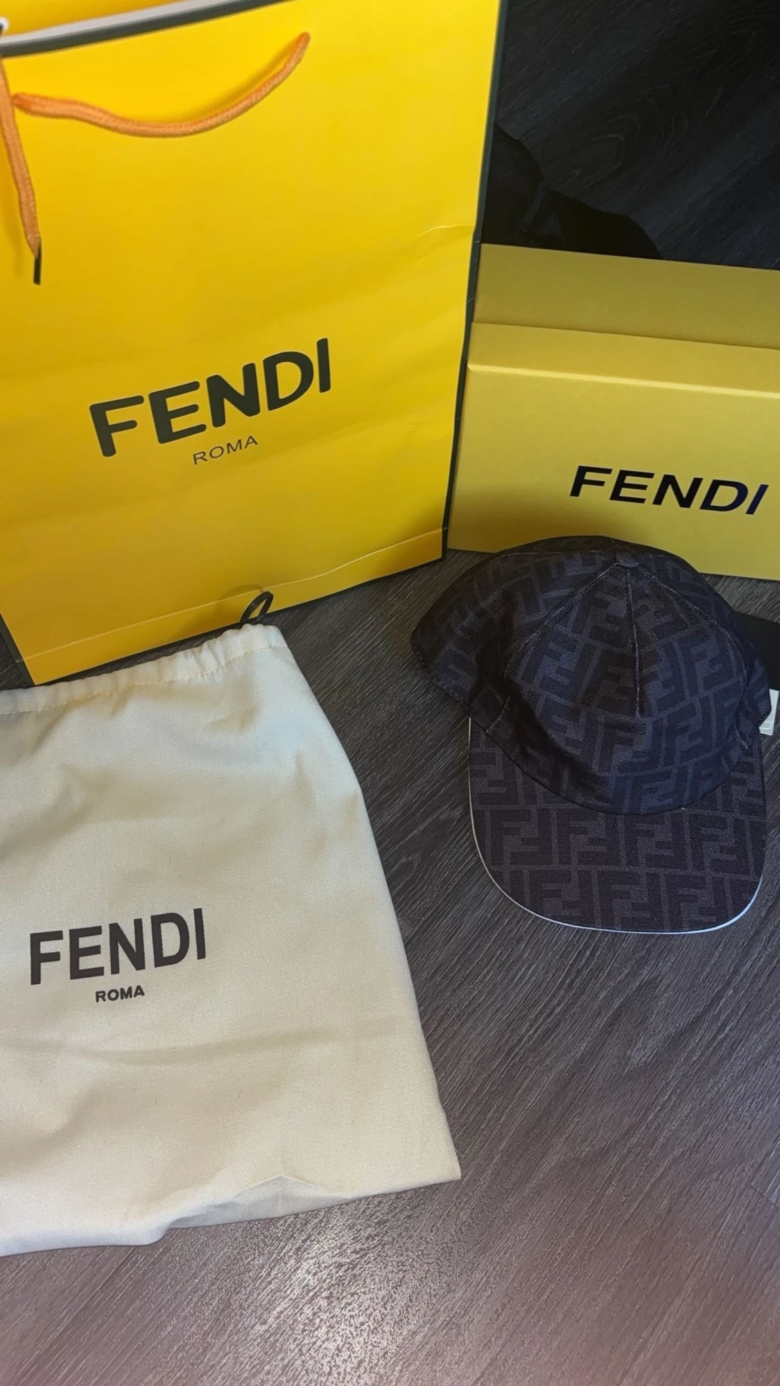 Fendi keps - 3