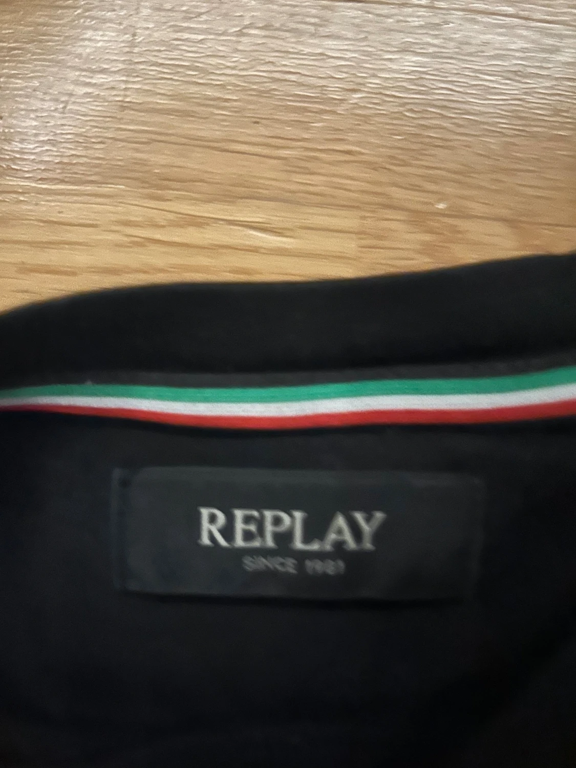 Svart tisha från Replay - 1