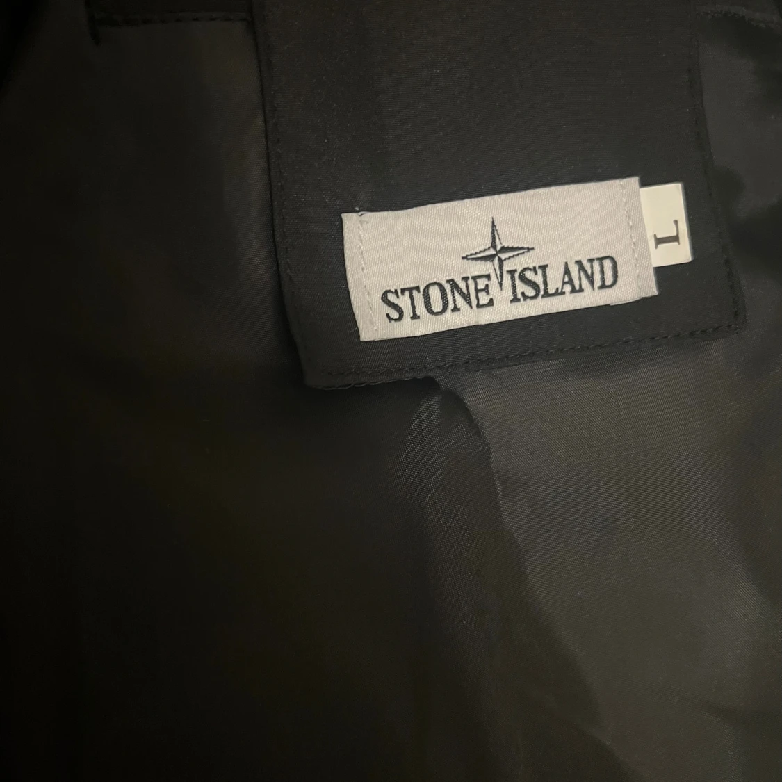 Svart vindjacka från Stone Island - 3