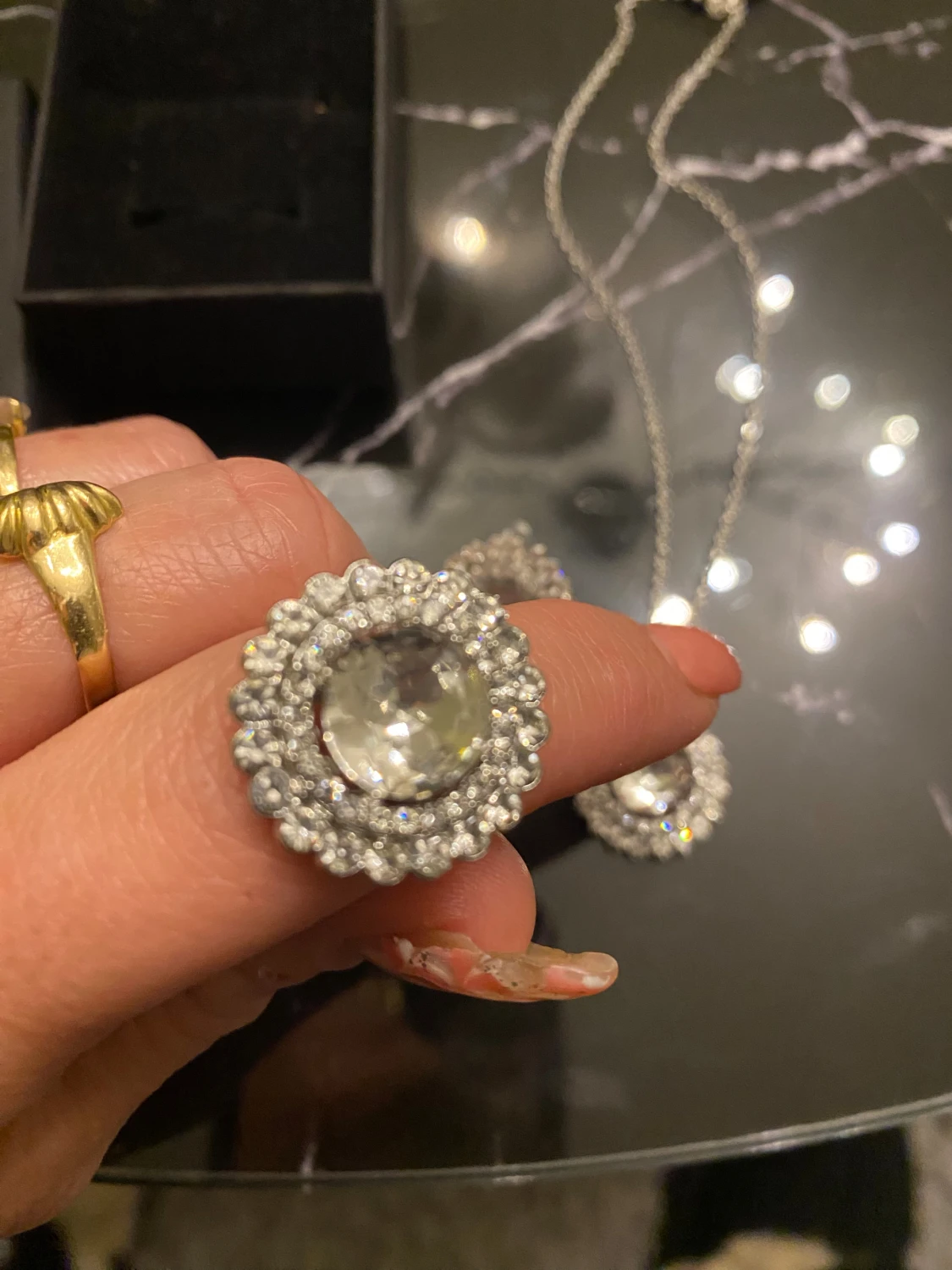 Smyckesset i presentask - 3