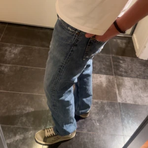 Levis jeans 501 - W32 L34. 