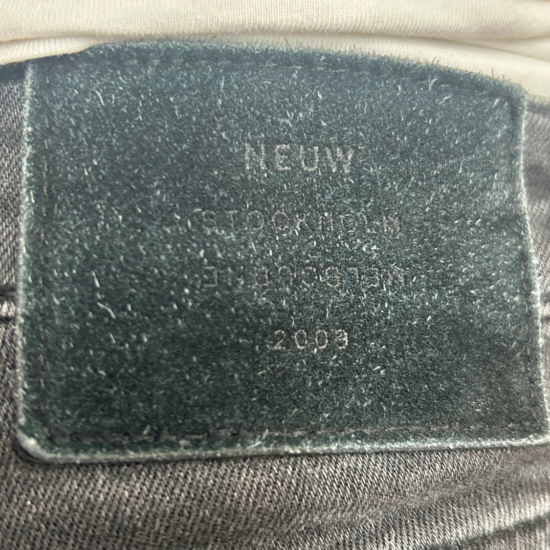 Svarta jeans med tapered fit - 4