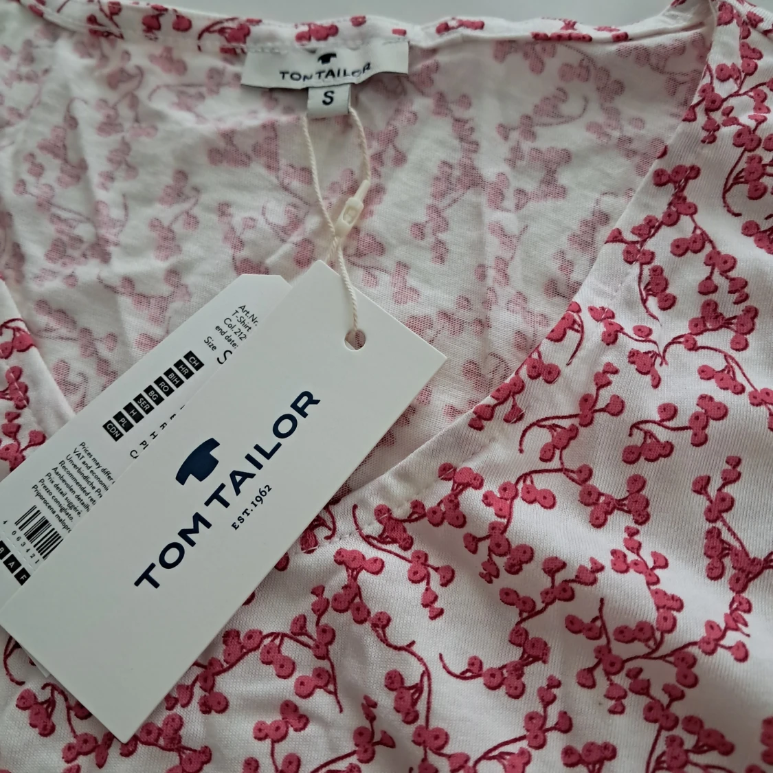 Blommig blus från Tom Tailor, S - 2