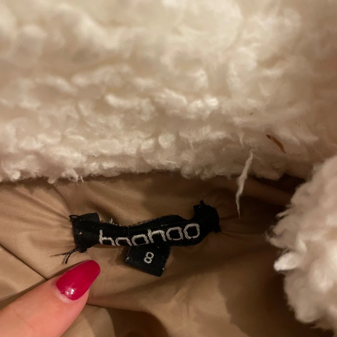 Beige teddyjacka från Boohoo - 3