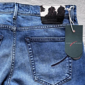 Handpicked Moser projekt Jeans  - Riktigt feta Handpicked Jeans från Italien! Storleken är W31 och Slimfit🤩 vid frågor kom DM Nypris 3,100 kr