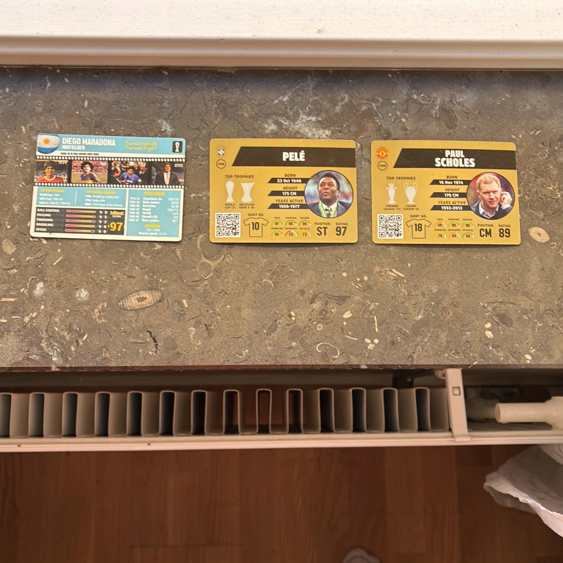 Legend Cards: Diego Maradona, Pelé & Paul Scholes - 1