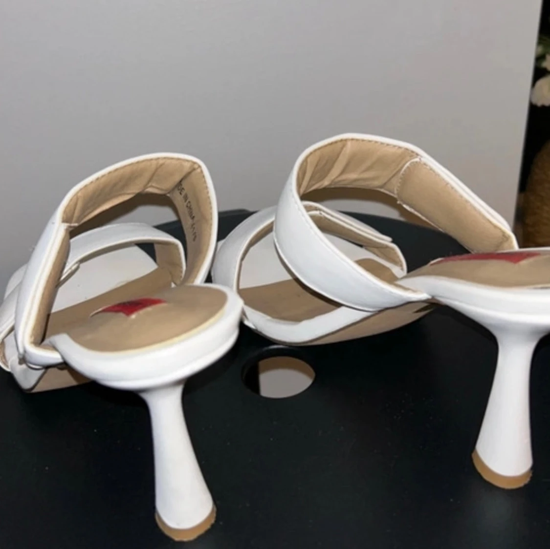 Vita klackar från London Rebel - 4