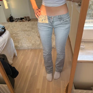 grå ltb jeans - bra skick skriv vid frågor!❤️