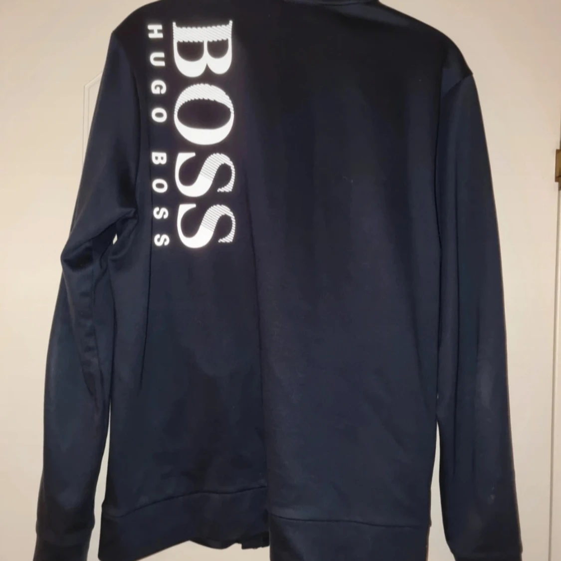 Marinblå ziptröja från Hugo Boss - 1