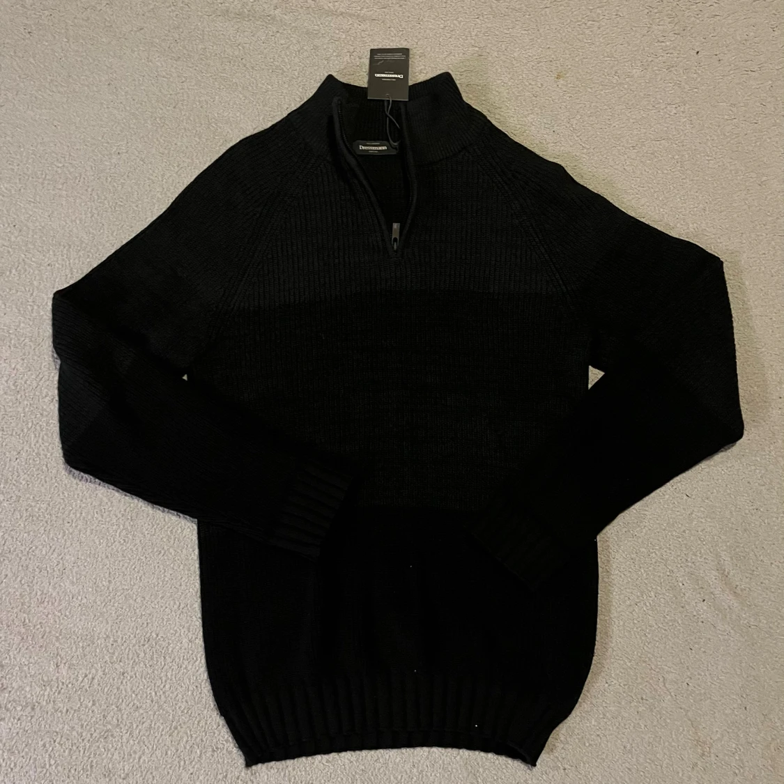 Stickad half zip-tröja