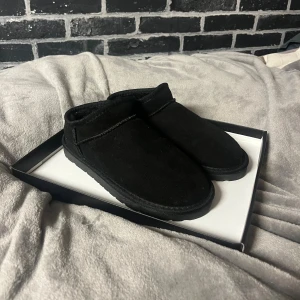 Uggs - Köpte förra året och använt 2ggr, säljer då jag vill ha höga istället.