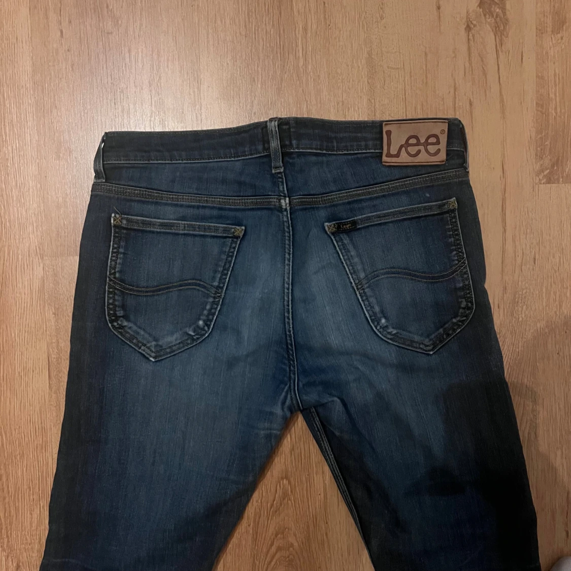 Mörkblå Lee jeans slim fit 34/32 - 3