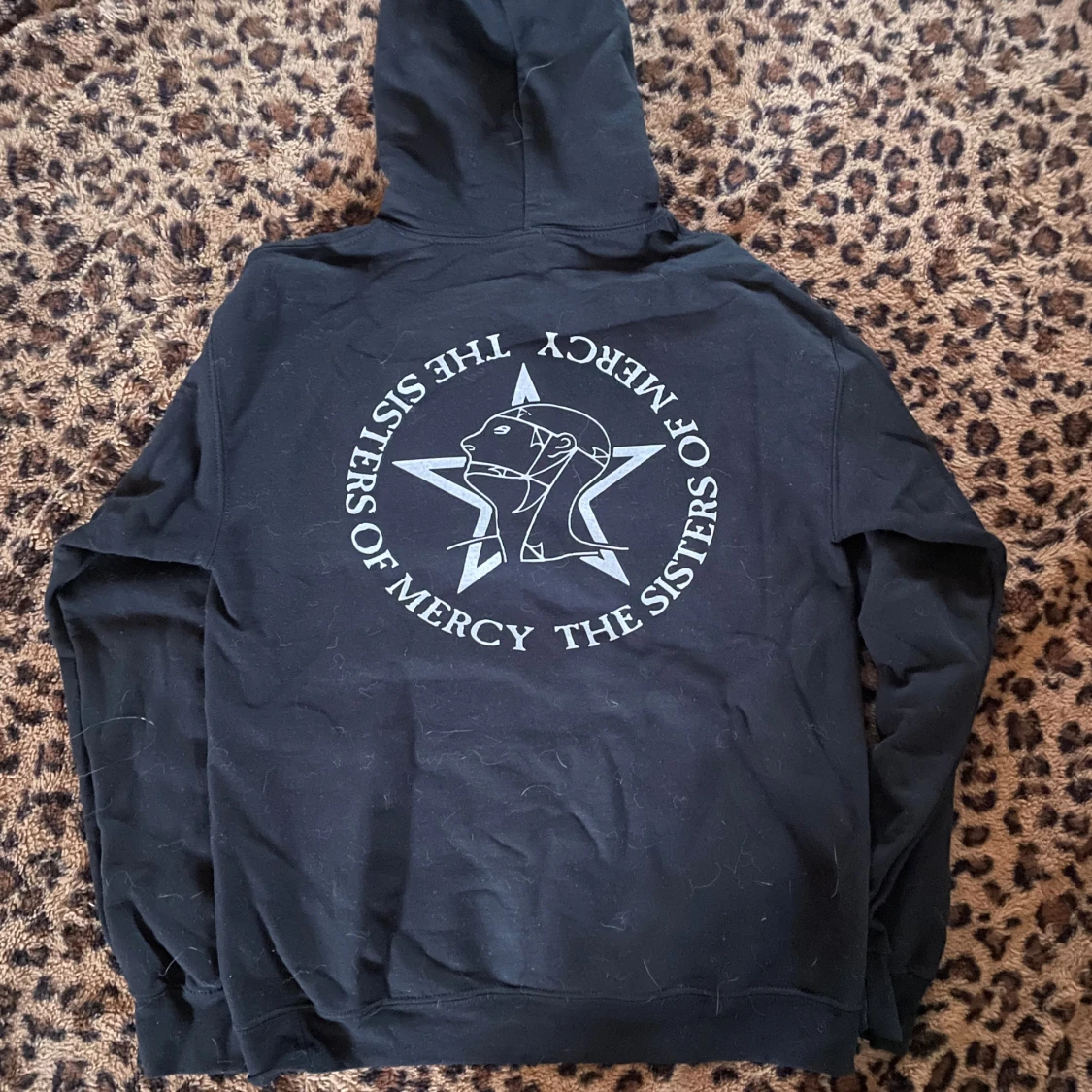 Svart Sisters of Mercy hoodie - 1