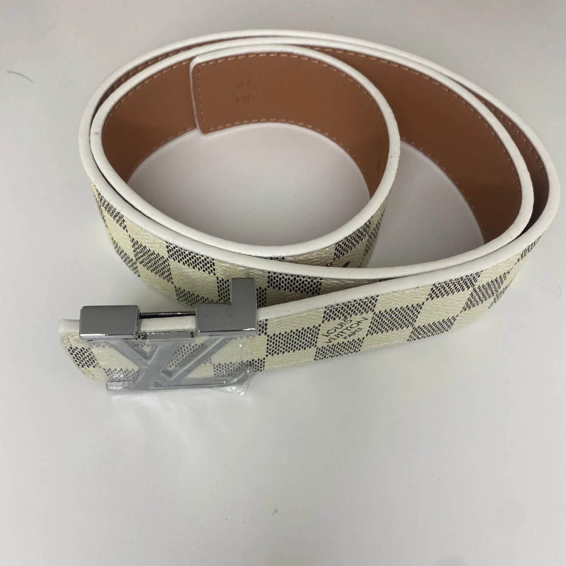 L w belt white size 110 - 2