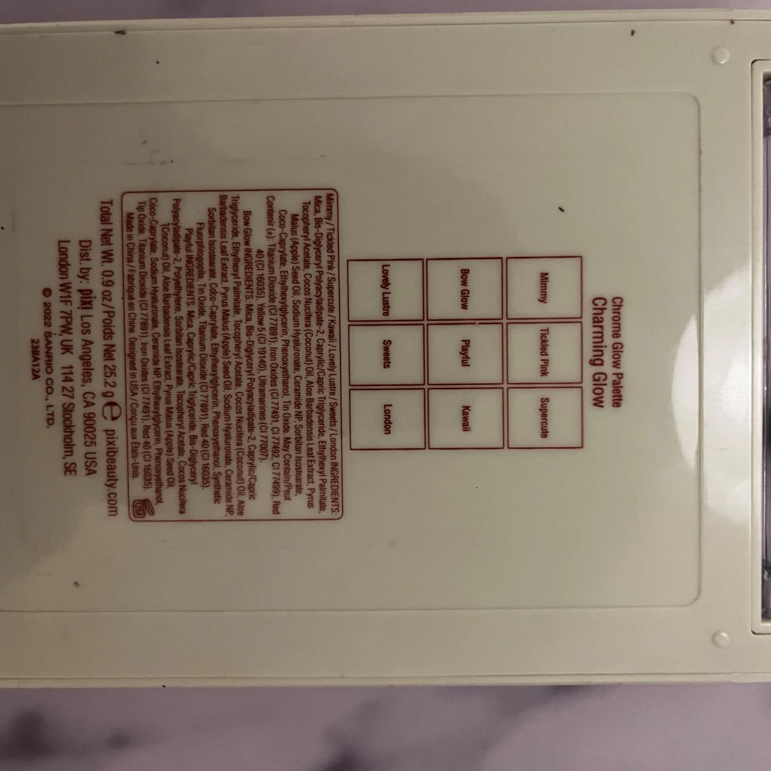 Pixi x Hello Kitty Chrome Glow Palette - 1