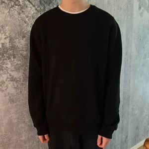 Jack and jones tröja - Är 178 och 61kg. Tveka inte på att ställa frågor!