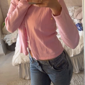 Blå jeans från H&M Divided - raka jeans hm, storlek 36 (S)