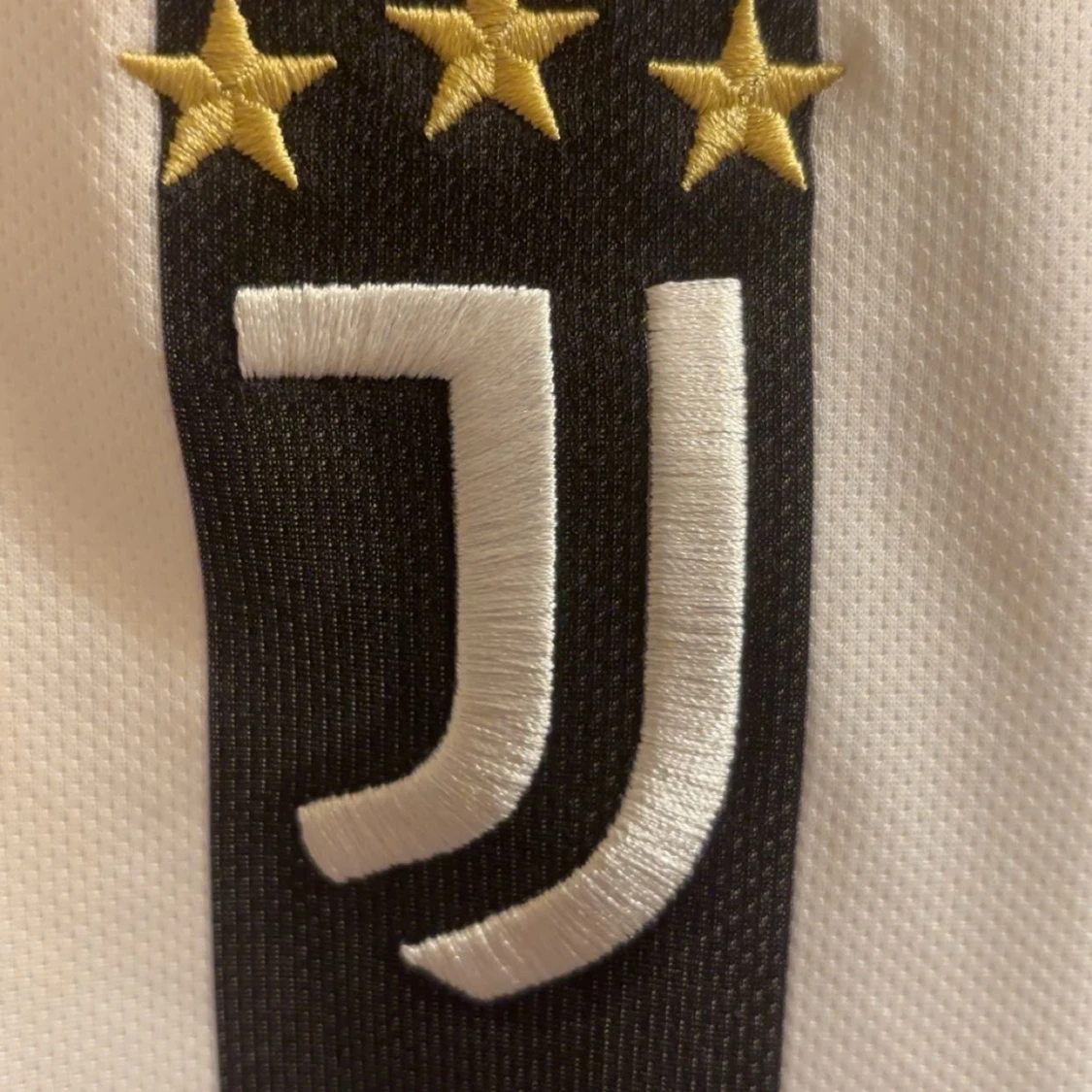 Juventus hemmatröja Adidas 15-16 år/ S - 2