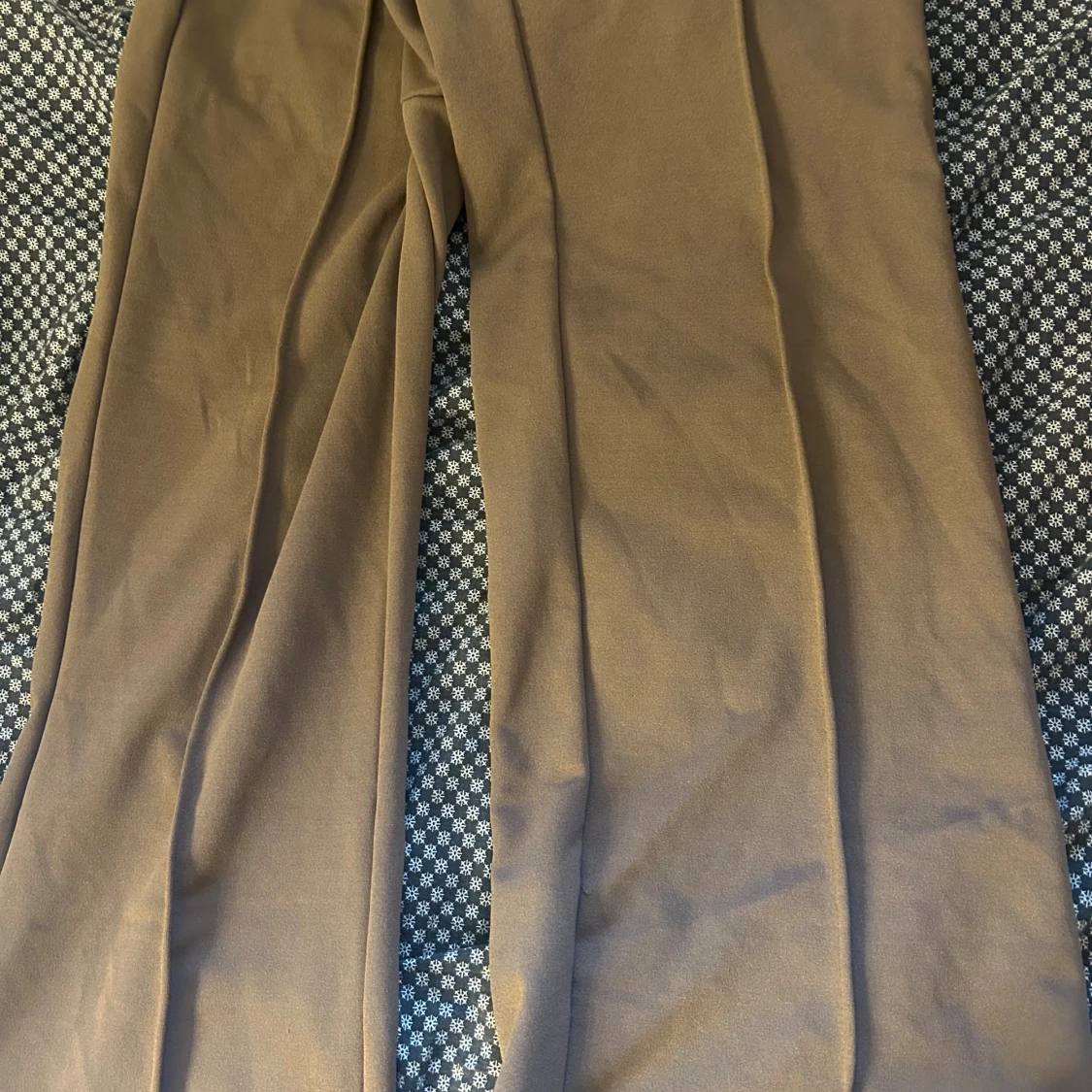 Bruna kostymbyxor från Shein XS - 1