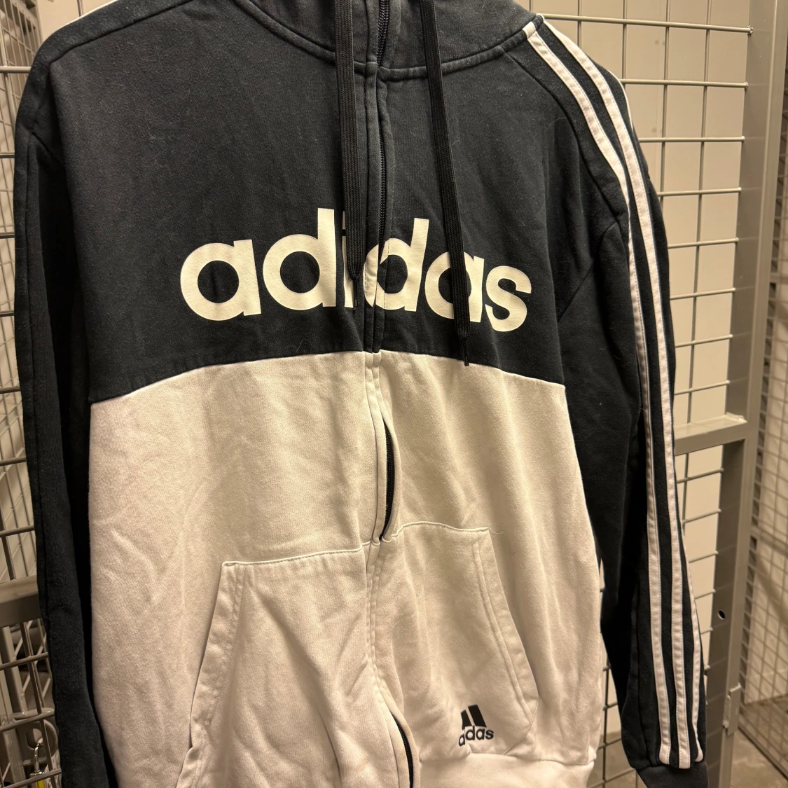 Adidas tröja 