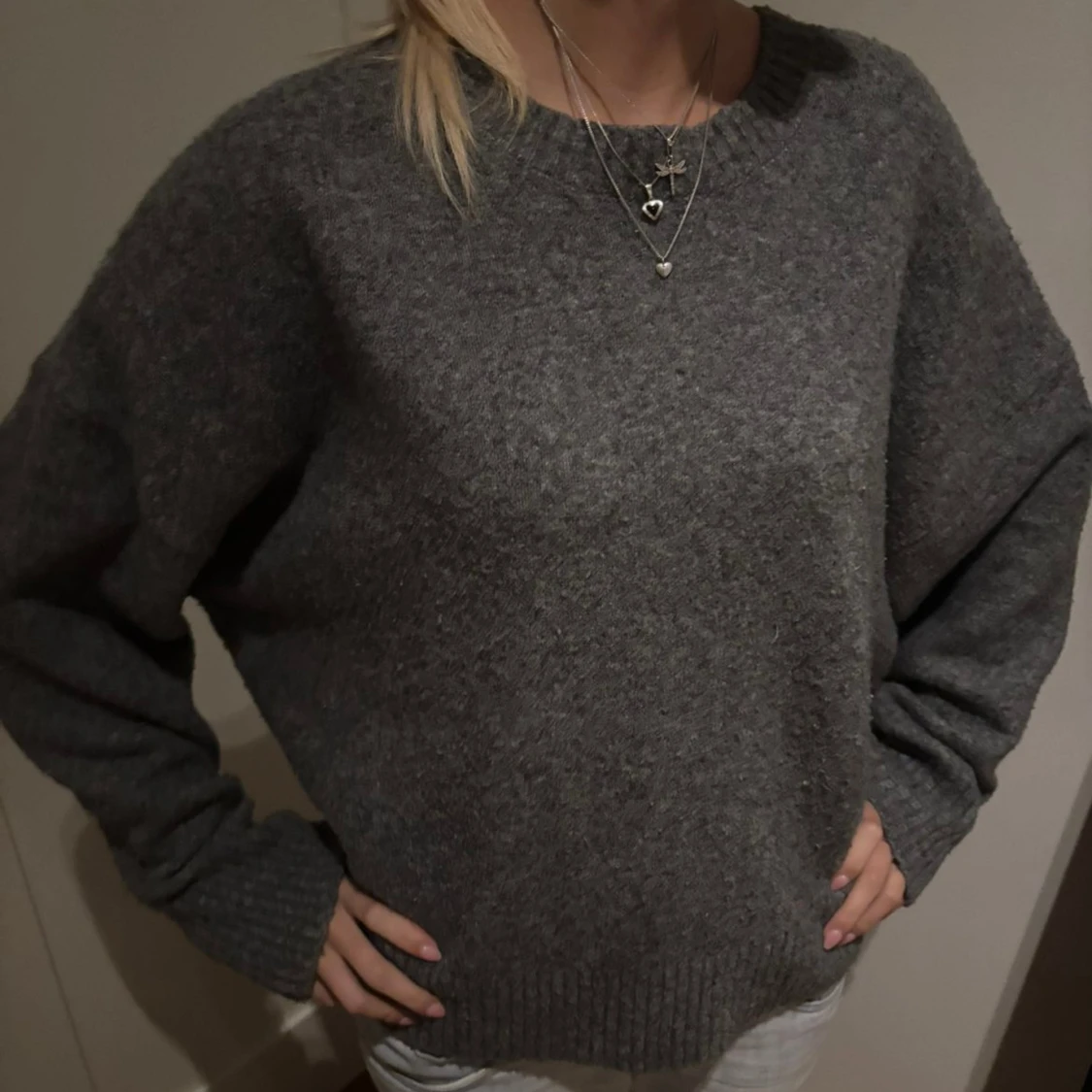 Grå stickad tröja från Zara