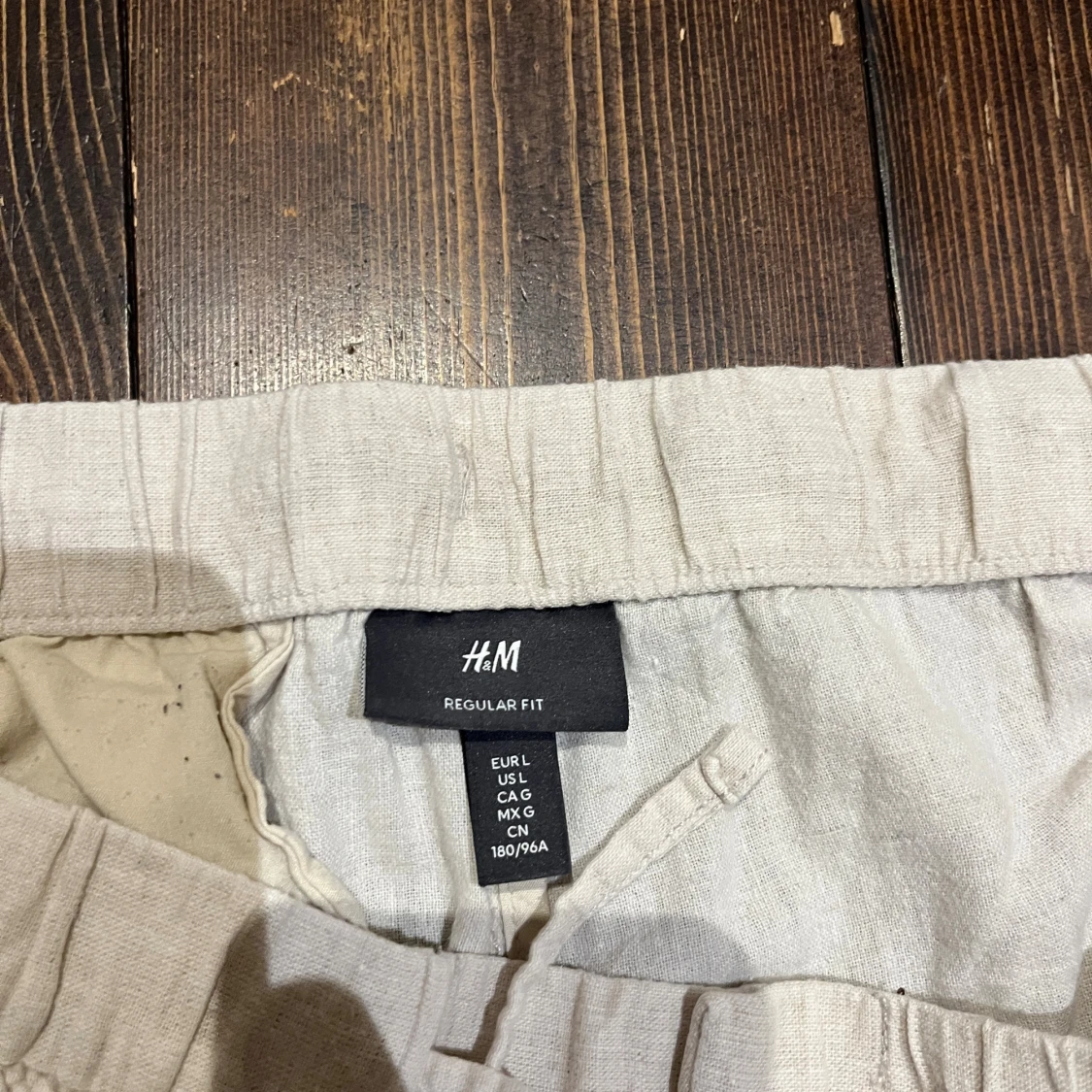 Beiga linnebyxor från H&M Regular Fit - 2