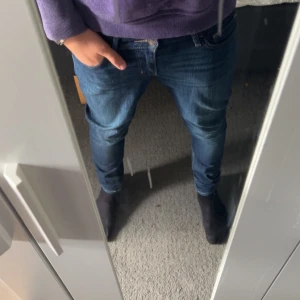 Levis Stratuss & Co - Levi Stratuss & Co | Strl: 28 | Skick:Bra  | Ny pris: 699kr | Mitt pris: 249kr | Hör av er vid funderingar 🍀