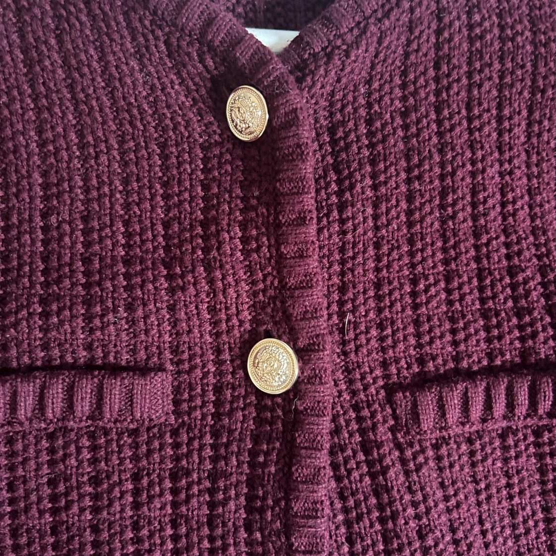 Vinröd stickad kofta från H&M XS - 3