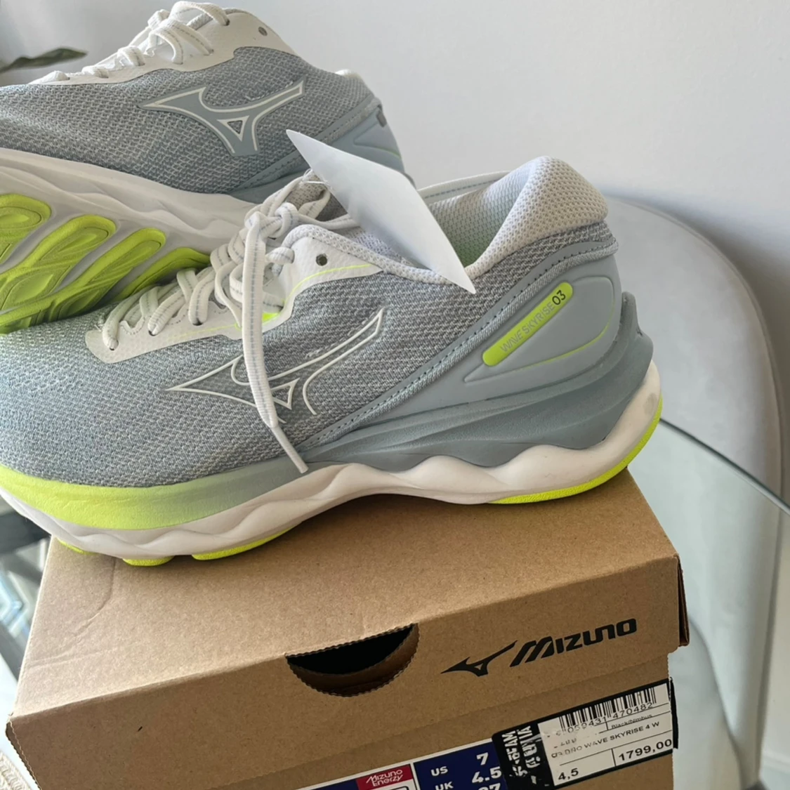 Mizuno löparskor