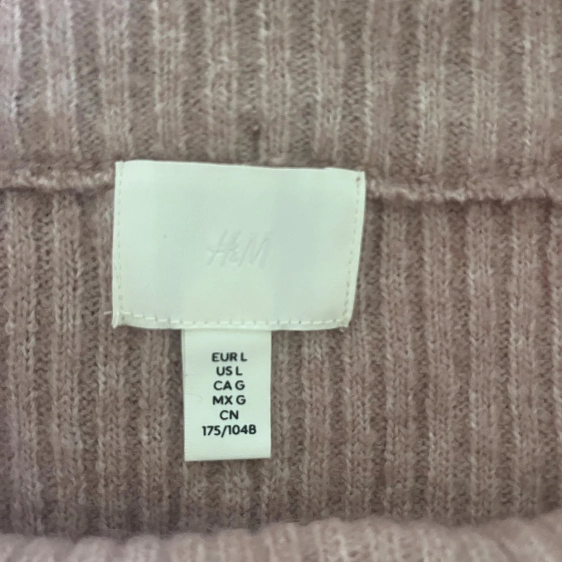 Ribbade off sholder tröja - 1