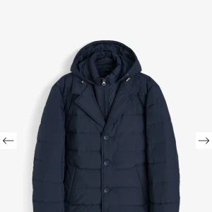 John Henric dunjacka - Snygg och classy dunjacka från John Henric, köptes för stor så har bara blivit liggande. Top skick