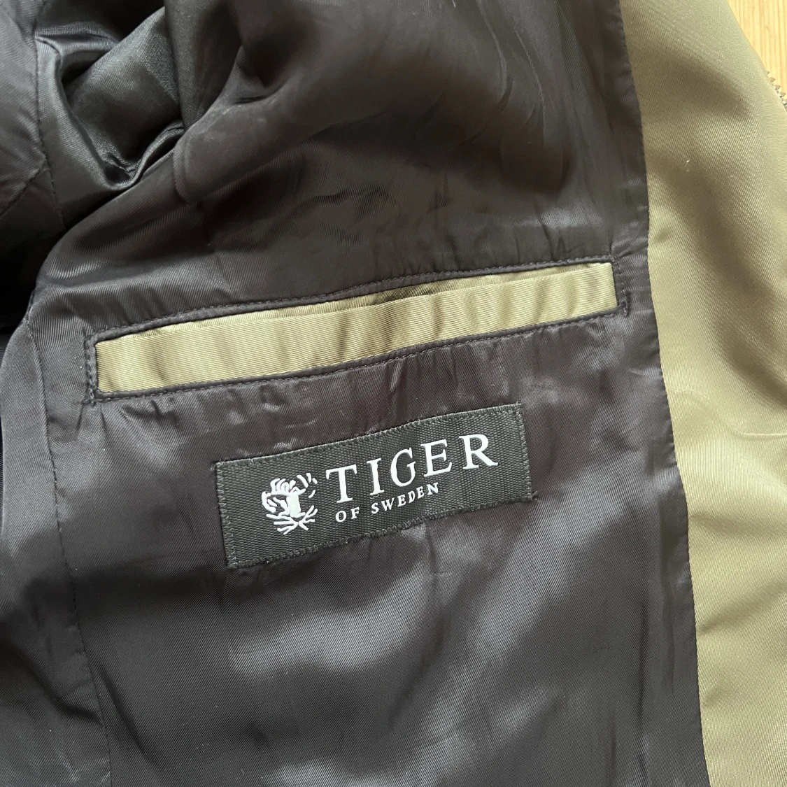 Grön jacka från Tiger of Sweden - 3