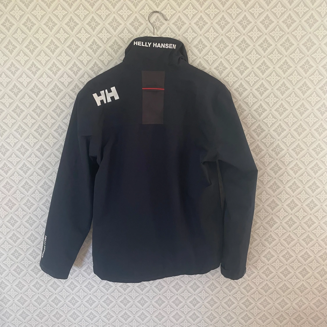 Svart vindjacka från Helly Hansen - 3