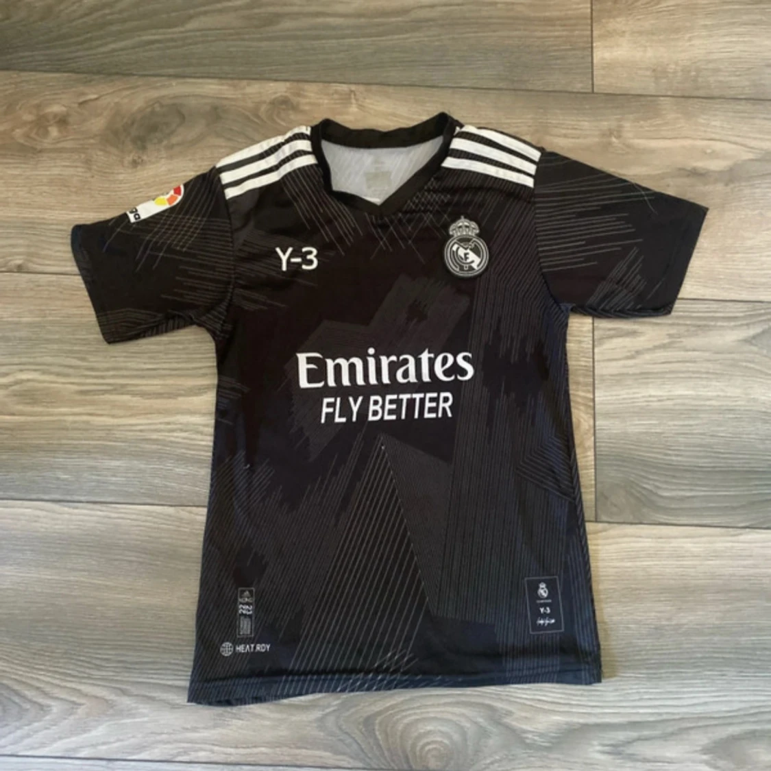 Real Madrid svart fotbollströja Vini Jr