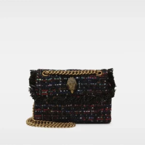  Kurt Geiger - Snygg väska från  Kurt Geiger en knapp är trasig mer ska gå att fixa 💕