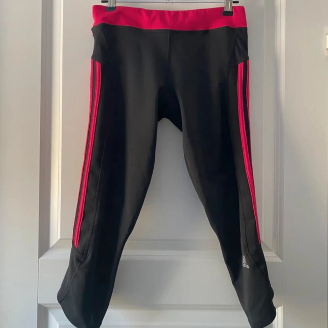 Adidas svarta träningsleggings 