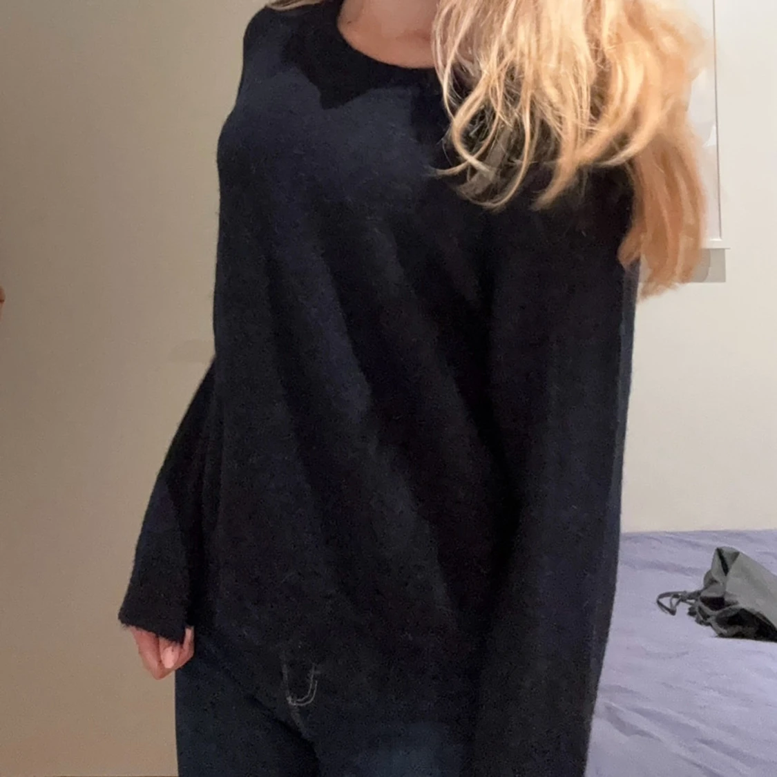 Mörkblå ulltröja - 1