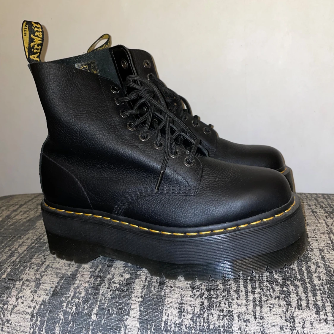 Dr. Martens svarta boots med platå - 2