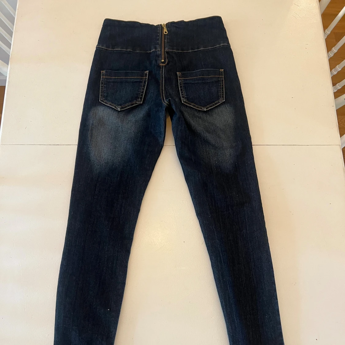 Mörkblå skinny jeans - 2