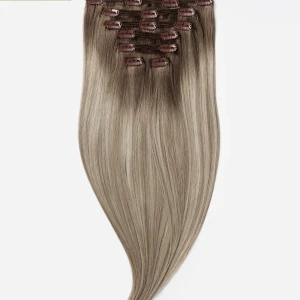 Äkta löshår från Rapunzel  - Äkta hår från Rapunzel, 40 cm Clip ins i färgen dark ashy blond balayage. Är helt oanvänt, säljer pga att det var fel färg💗 köpt för 1500 kr