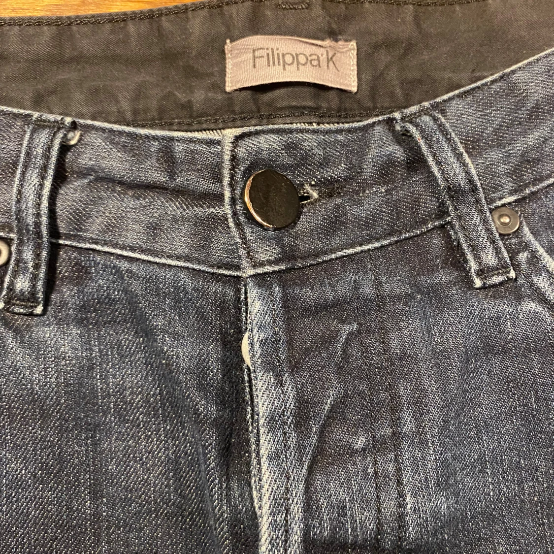 Mörkblå jeans från Filippa K - 2