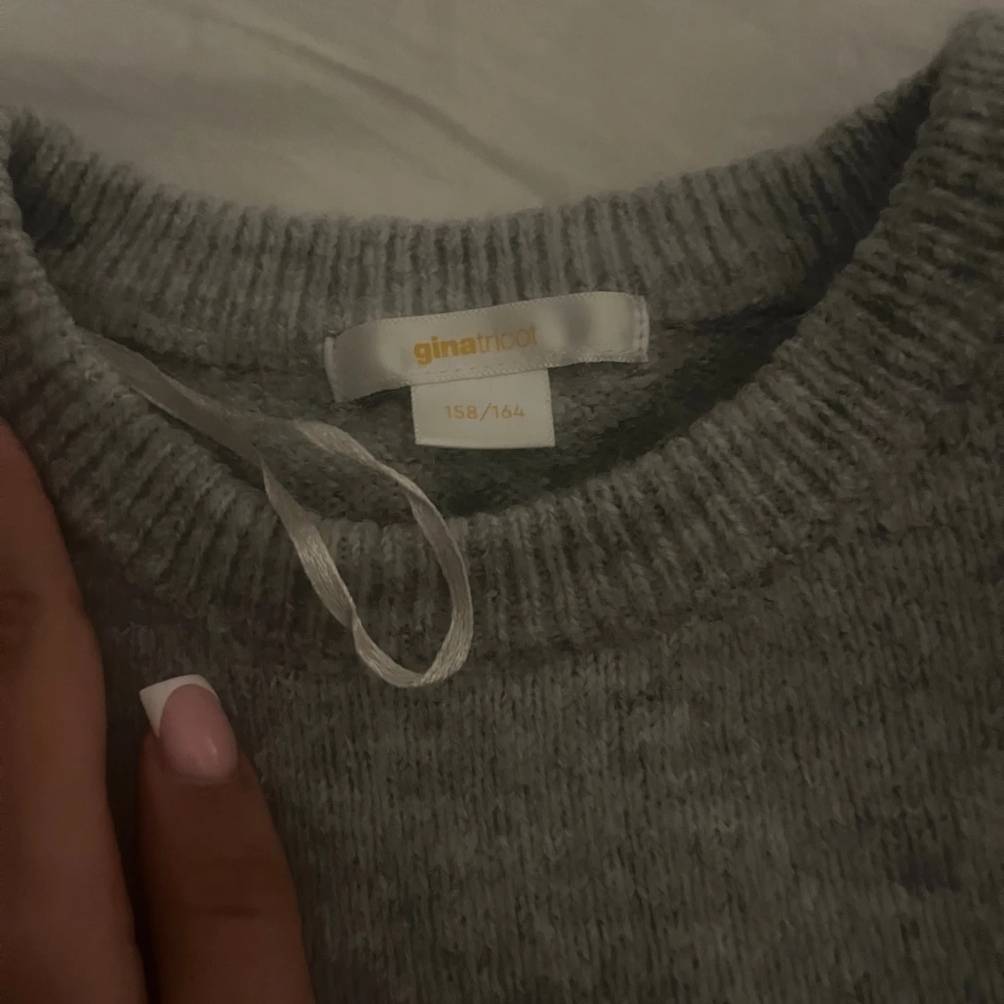 Grå stickad kortärmad tröja Gina Tricot - 2