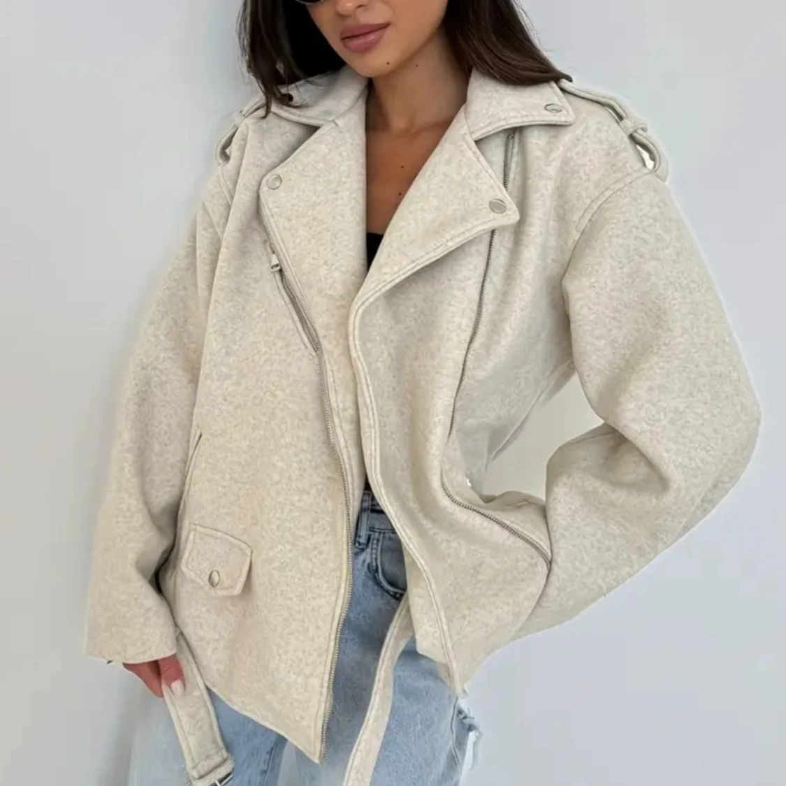Oversized beige jacka med bälte - 1
