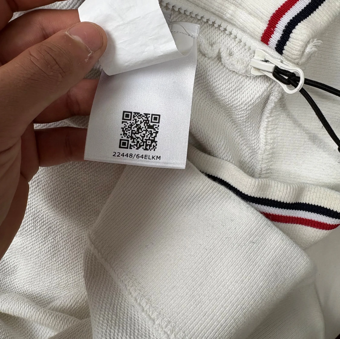 Vit Moncler pufferjacka med huva - 2