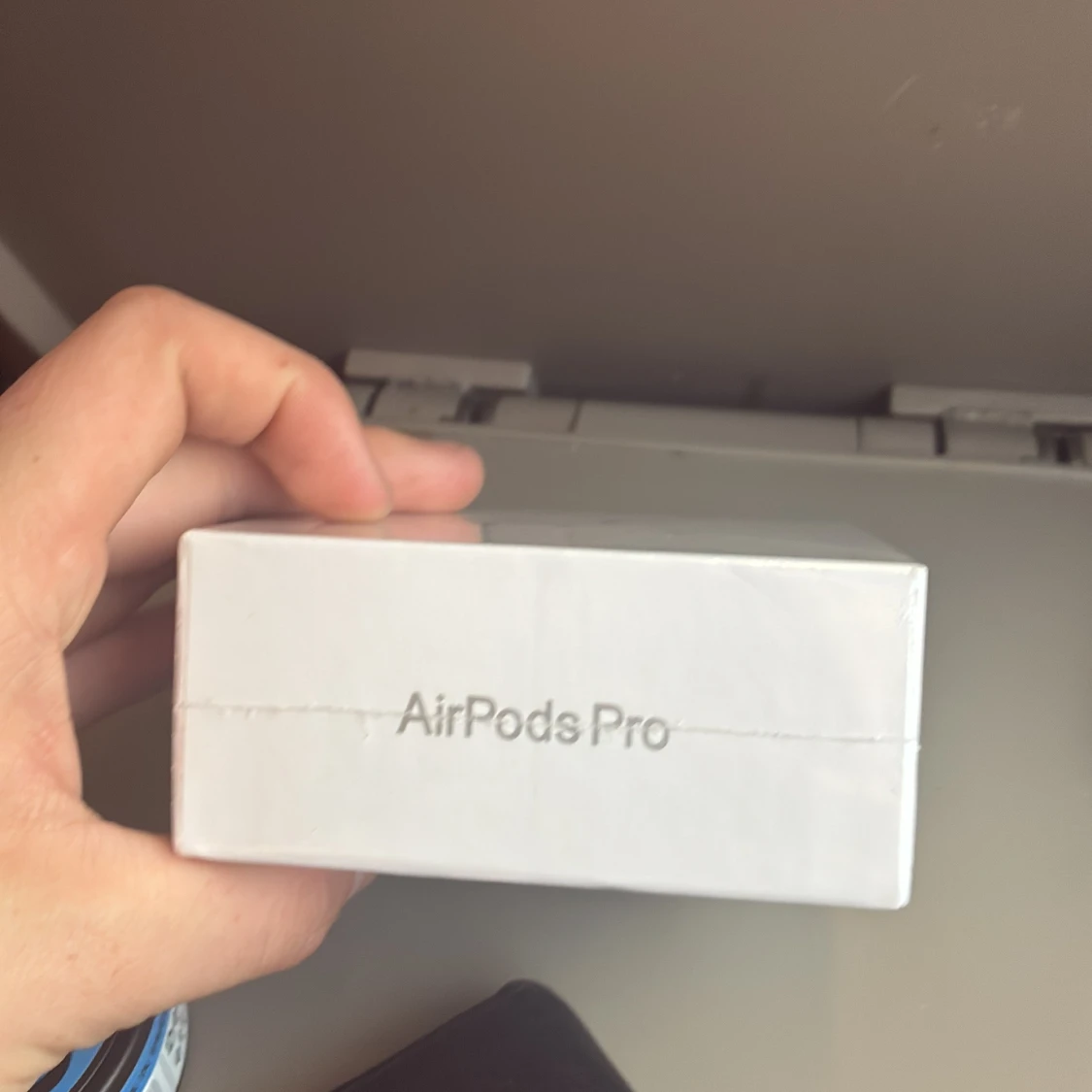 AirPods Pro (2nd generation) MagSafe USB-C - 3