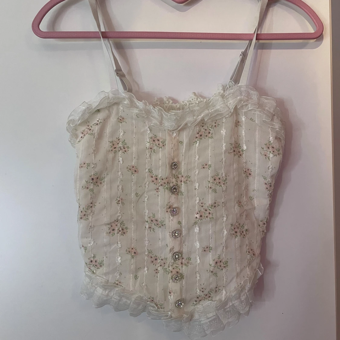 Vit blommig korsett med spets och knappar - 1