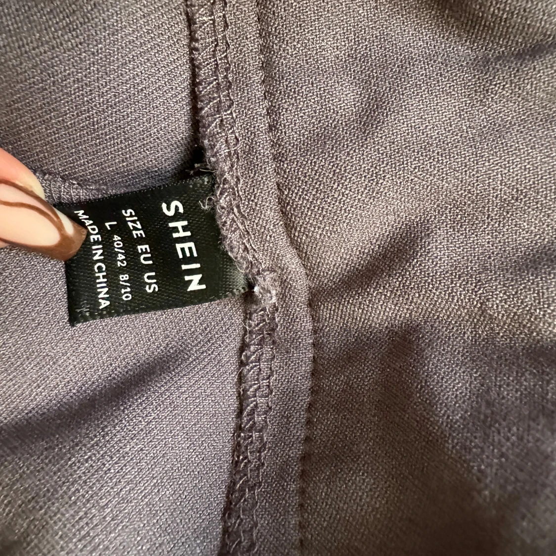 Grå cargopants från SHEIN, storlek L - 2