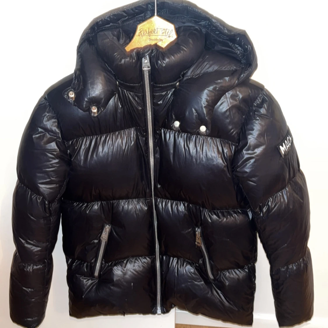 Svart pufferjacka från Mackage - 1
